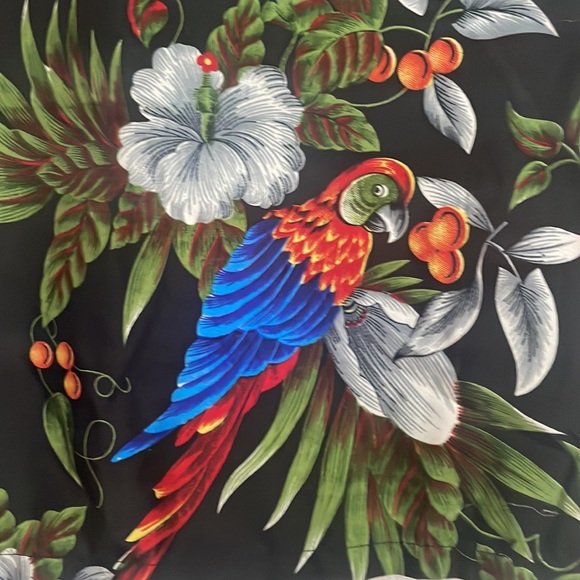 V.H.O men's short sleeve button up Hawaiian shirt parrot print size Small - Picture 3 of 7